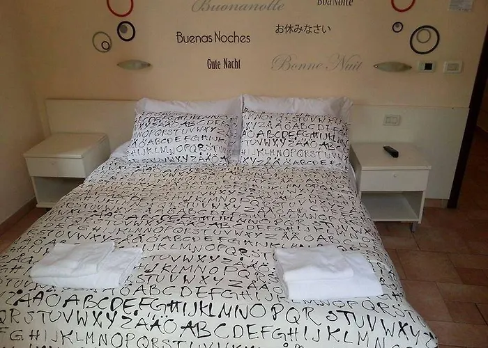 Bubbles Rooms